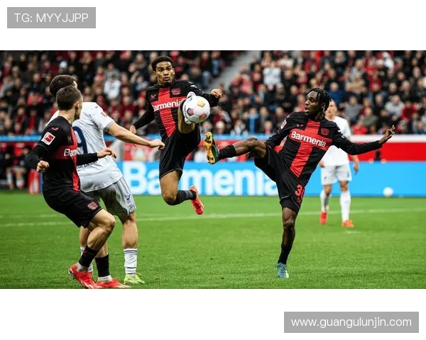 鹿特丹斯巴达战平阿贾克斯 韦格霍斯特破僵格洛赫扳平比分