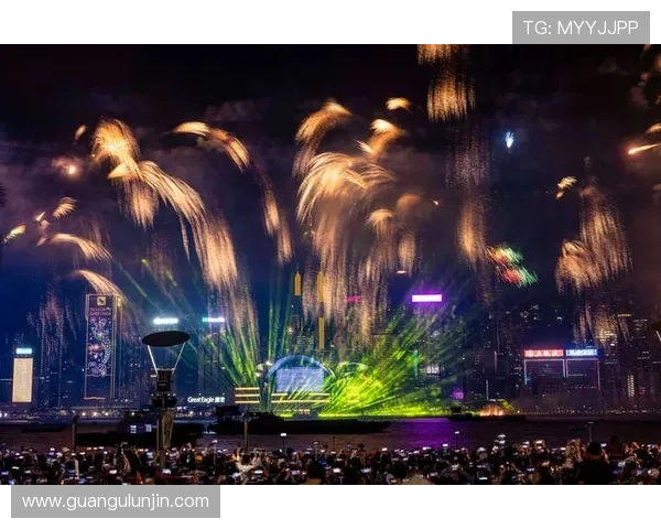 第十五届全运会盛大开幕 烟花绚丽点亮夜空激发全国运动热情